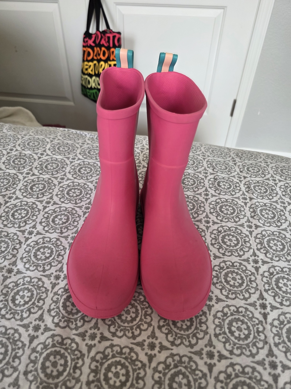 totes Kids Pink Rain Boots with Aqua/Peach Pull Tabs